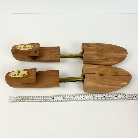 Nordstrom Wooden Shoe Trees Men's Size Medium Cedar Keeper Stretchers - Picture 8 of 12